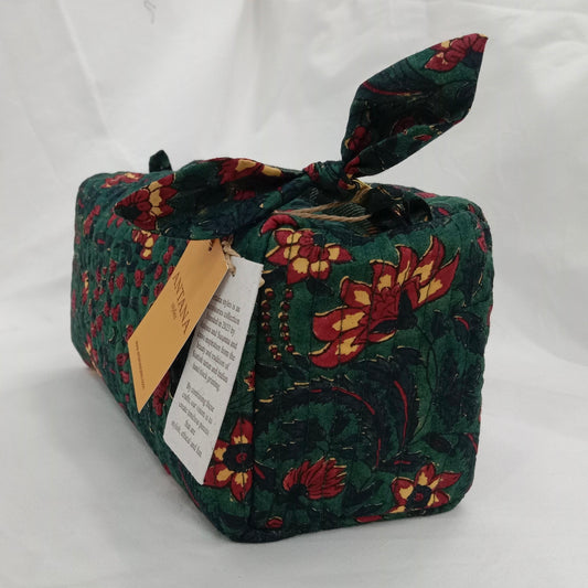 Stewart wash bag