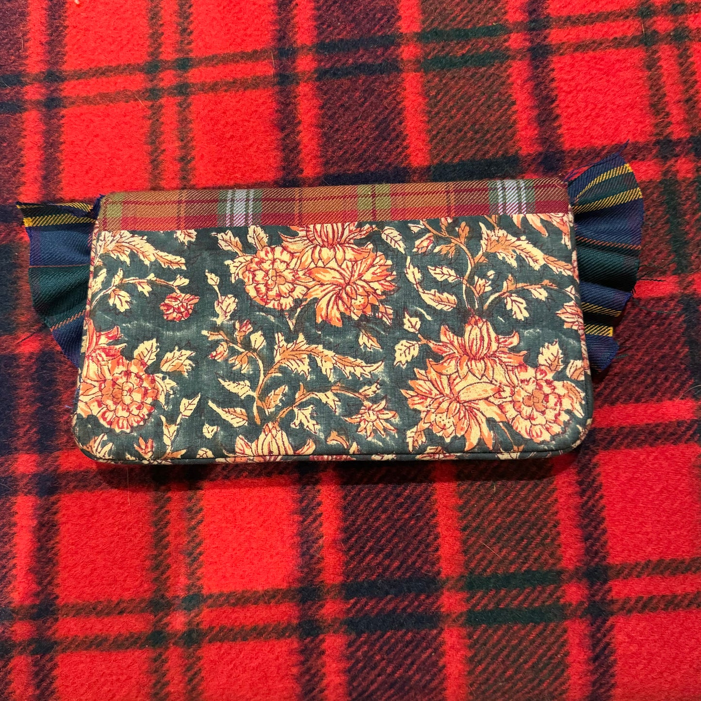 Clutch bag